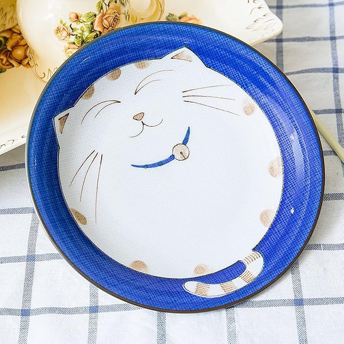 JapanBargain 2565, Set of 2 Japanese Round Porcelain Dinner Plates for Appertizer Dessert Cake Snack Maneki Neko Smiling Lucky Cat Pattern for Cat Lovers 7-3/4 inch, Made in Japan
