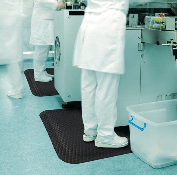 American Floor Mats Hog Heaven 5/8 inch Black & Black Border 5' x 4' Nitrile Backed Anti-Fatigue Comfort Mat