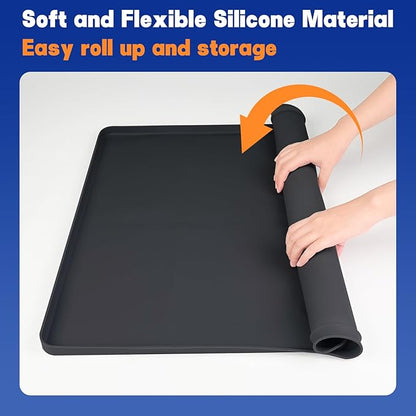 Dog Pee Pad Holder, Puppy Pad Holder Tray for 24'' x 24'' Training Pads, 15pcs Dog Potty Tray Set Include High Edge Silicone Mat & 6 Activated Charcoal Disposable Puppy Pads & 8 Holder Clamps