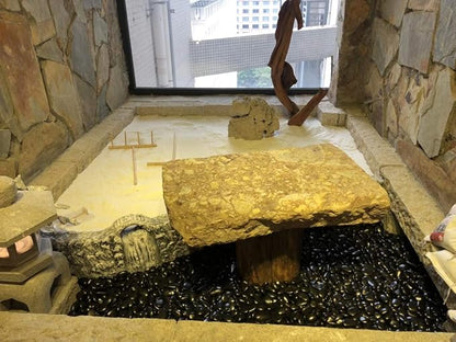 2lbs Black Pebbles for Indoor Plants, Polished Black River Rocks for Potted Plants Vase Aquarium Landscaping and Outdoor Garden Decorative Black Stones