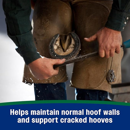 Farnam Horseshoer's Secret Pelleted Hoof Supplement for horses promotes healthy hoof growth, 22 lb., 60 day supply